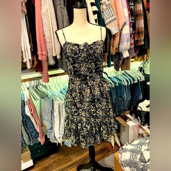 NWOT Lulus Floral Tie Front Dress - Picture 1 of 7
